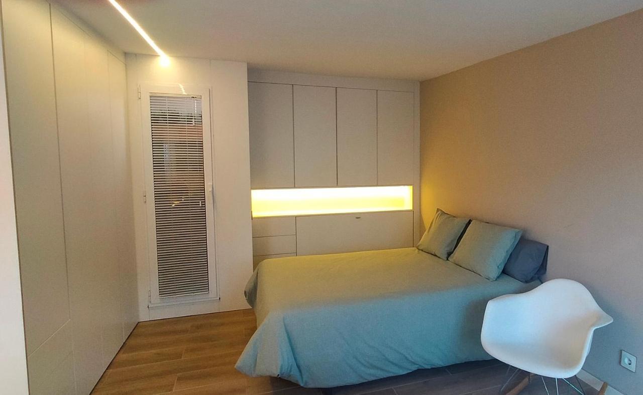 Appartamento Loft Con Terraza En El Centro De Santiago De Compostela Vutco 07320 Esterno foto